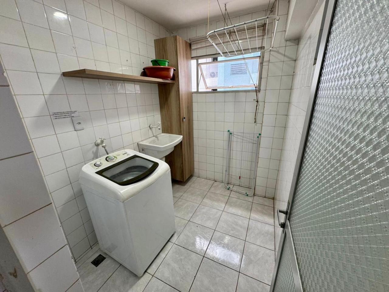 Apartamento Apto 302 - Linda Vista à Beira Mar Na De Pajuçara Em Com Tela De Proteção